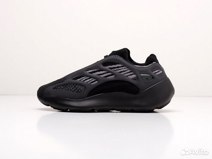 Кроссовки Adidas Yeezy 700 v3 Alvah (36-45)