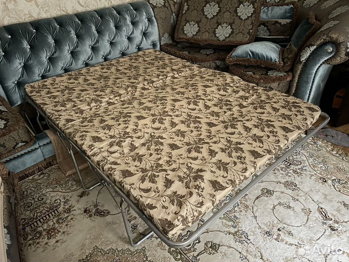 Угловой диван