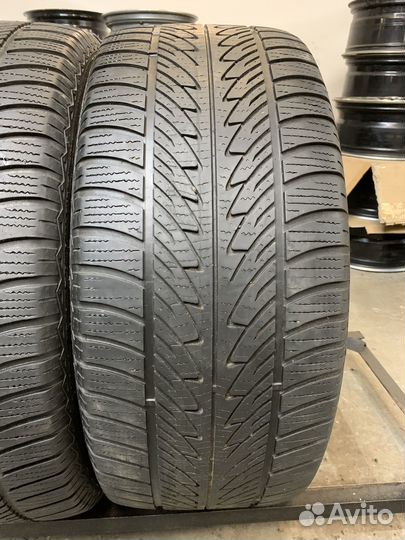 Goodyear UltraGrip 8 285/45 R20 112V