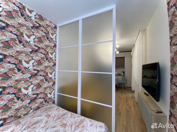 Стеклянная перегородка