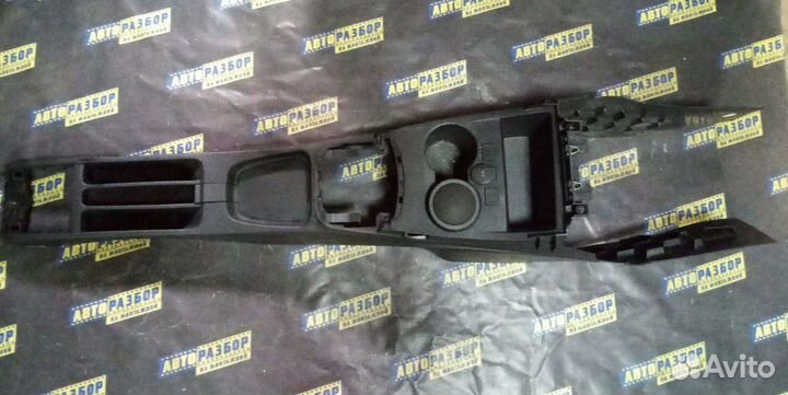 Центральная консоль Фольксваген Поло 2019