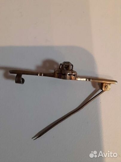 Антикварная серебряная брошь