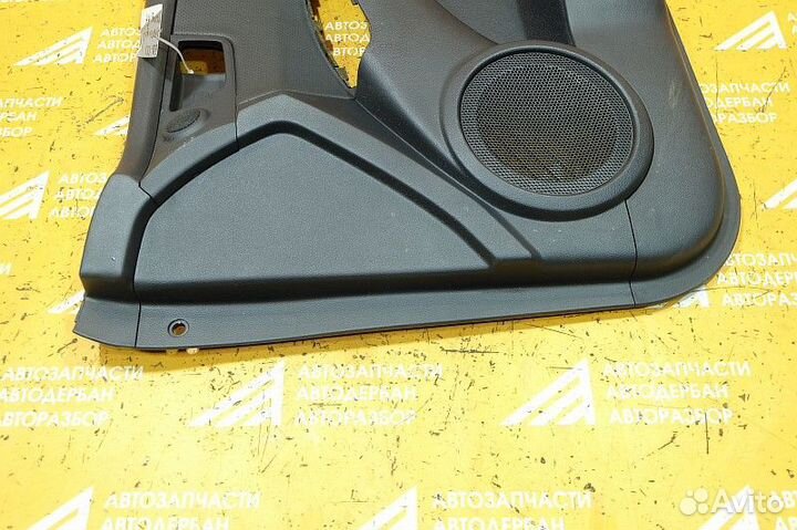 Обшивка двери передней правой Kia Sportage KM