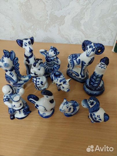 Коллекционные фигурки, статуэтки Гжель