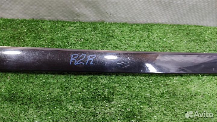 Молдинг лобового стекла правый BMW X3 (E83) 2004