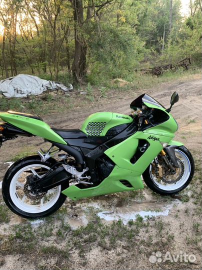 Kawasaki zx6r