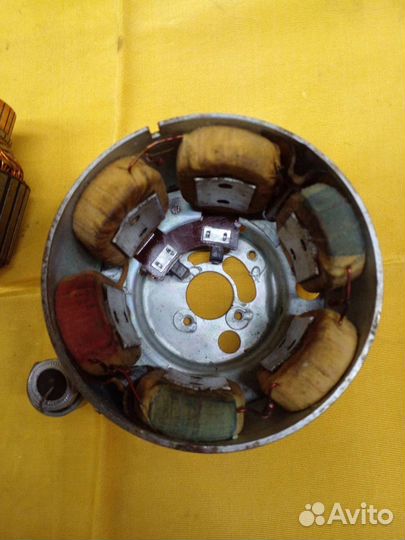 Генератор иж 6 вольт, 12вольт, с якорем новый