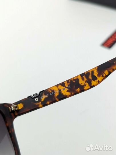 Солнцезащитные очки Armani