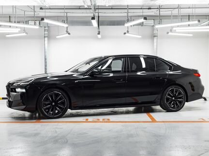 BMW 7 серия 3.0 AT, 2023