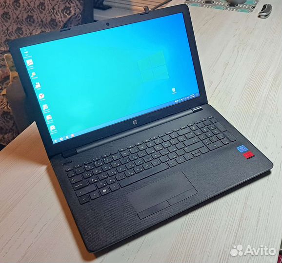 Ноутбук HP fullhd ssd