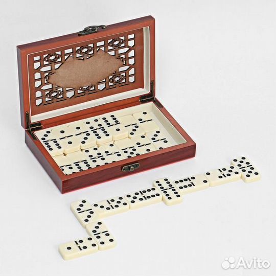 Домино Подарочное в резной коробке