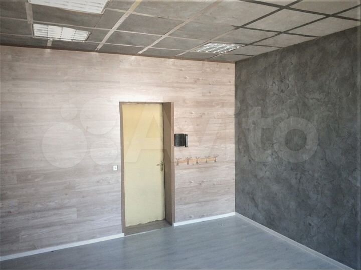 Офис с арендаторами, 105 м²