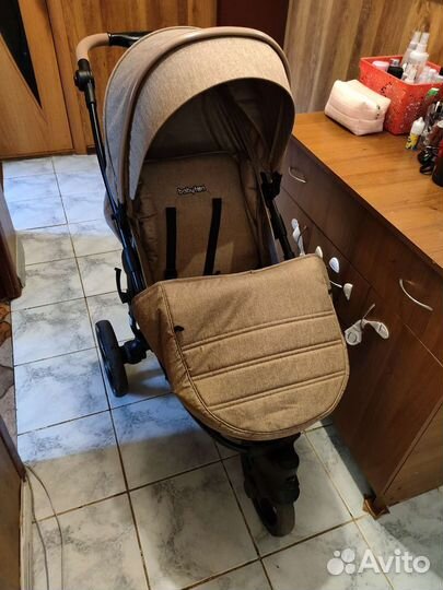 Прогулочная коляска