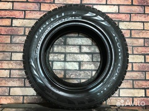 Pirelli Scorpion STR 255/60 R17