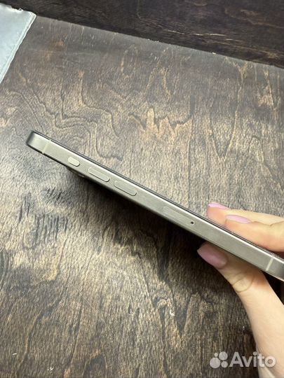 iPhone 15 Pro, 256 ГБ