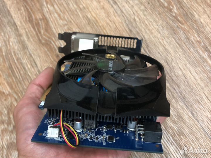 Видеокарта r7 260 2gb