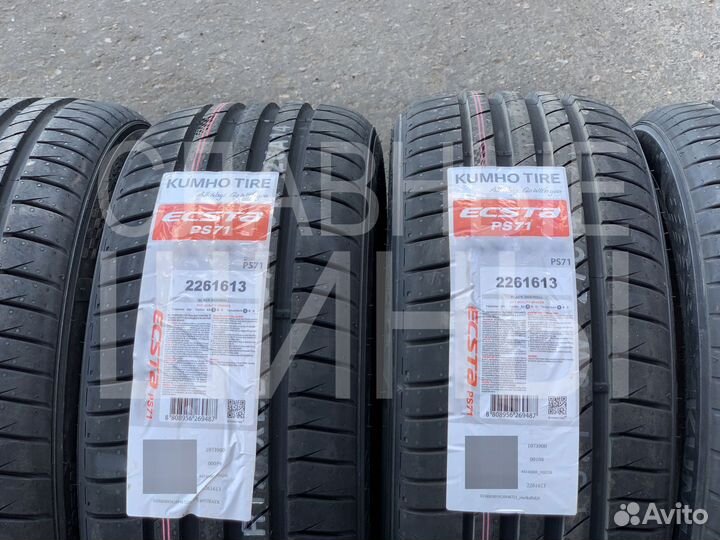 Kumho Ecsta PS71 265/40 R22 106Y