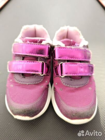 Кроссовки для девочки 25
