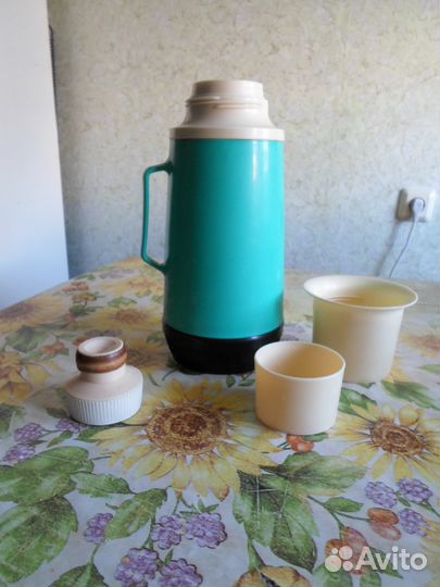 Кастрюля и термосы,соковыжималка