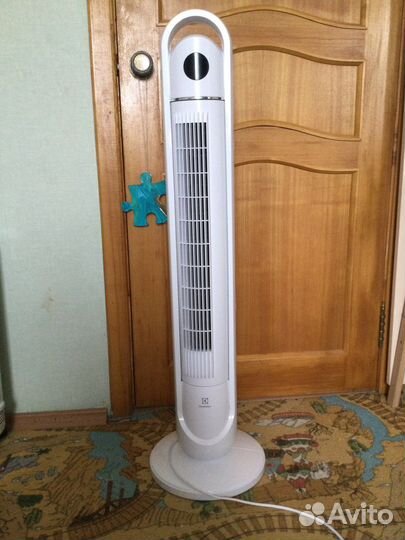 Вентилятор напольный Electrolux колонный