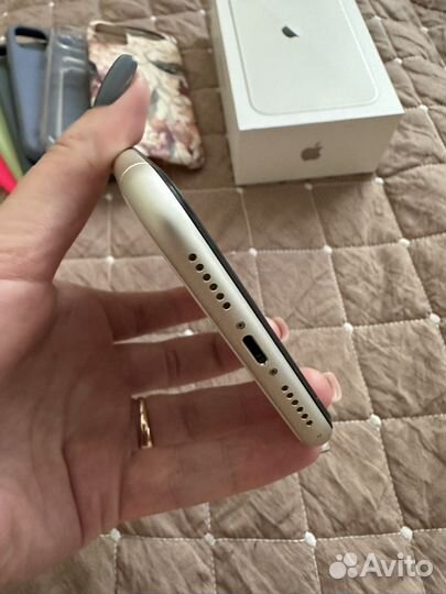 iPhone 11 128gb белый