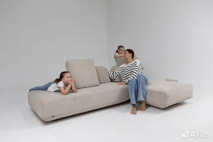 Диван со спальным местом 2700х1650 мм