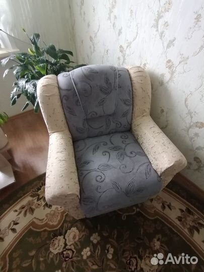 Диван угловой с креслом