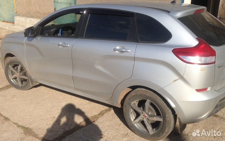 Дефлектор двери LADA X-ray