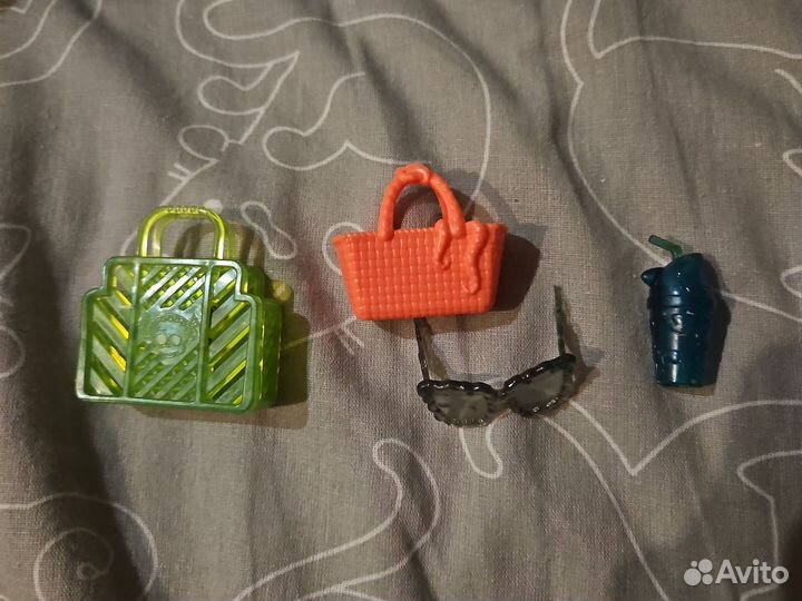 Лагуна блю и сестра монстр хай