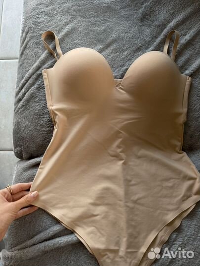 Incanto боди 70b бежевое