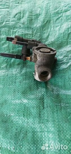 Регулятор давления в топливной рампе Renault