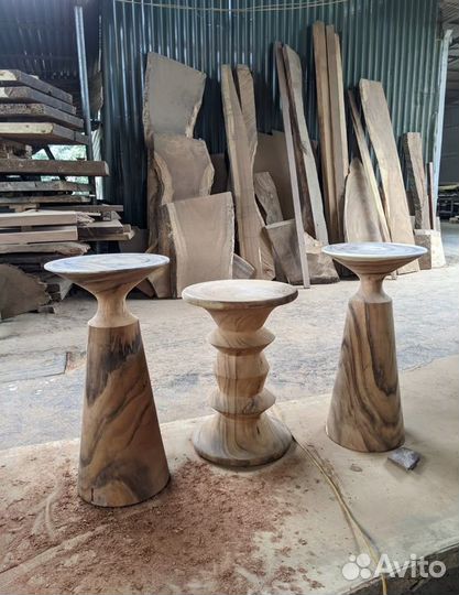 Журнальный стол из массива дерева