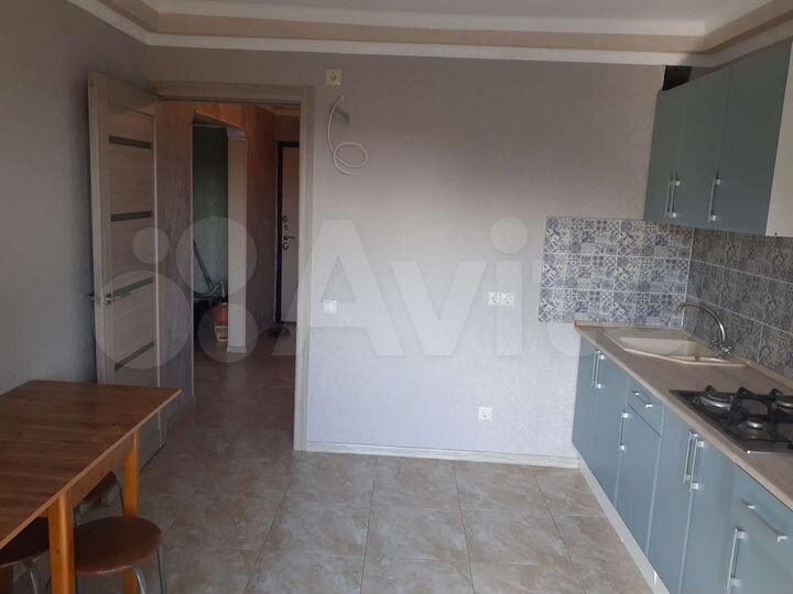 2-к. квартира, 57 м², 9/9 эт.