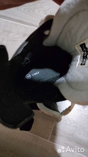 Коньки хоккейные 40 размер