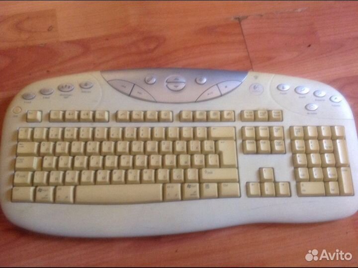 Беспроводная клавиатура Logitech Y-RJ 21