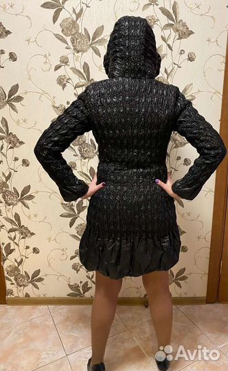 Пальто clasna черное шикарное