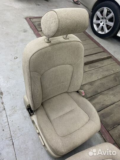 Сидение Toyota progres