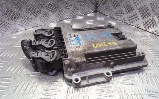 Блок управления двс renault koleos (UNI19PC01)