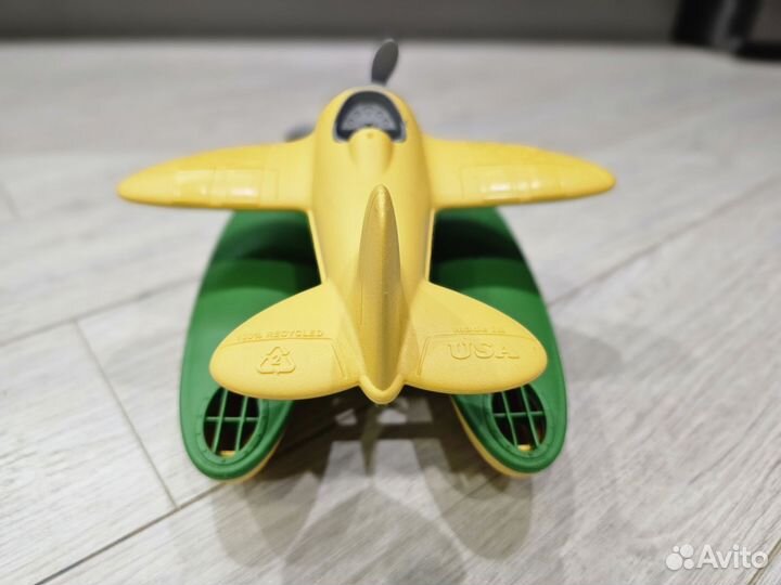 Гидросамолет