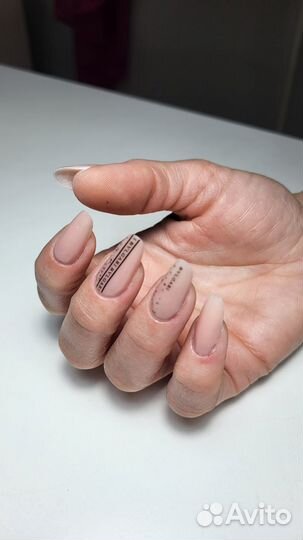 Наращивание ногтей