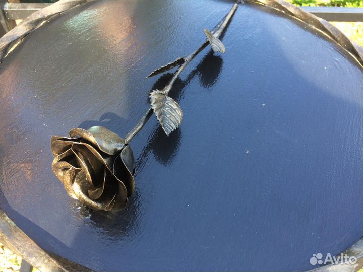 Роза кованная