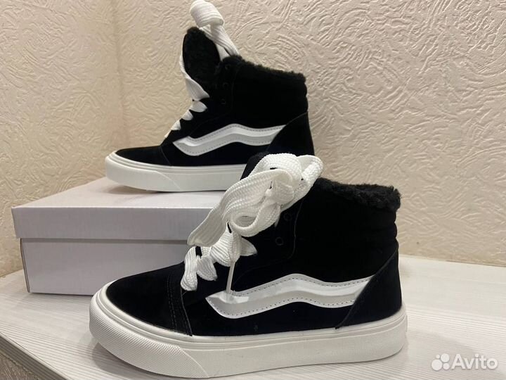 Зимние подростковые кеды Vans Knu skool