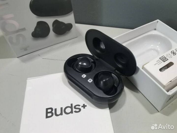 Samsung Buds+ Наушники Беспроводные Комплект