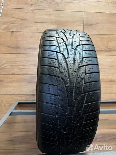 Kumho I'Zen KW31 215/60 R16