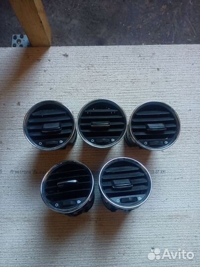 Дефлектор обдува салона Peugeot 308/408