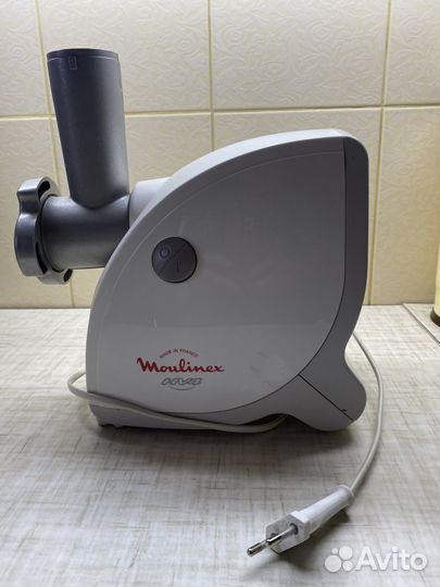 Мясорубка электрическая moulinex