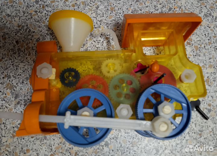 Игрушки- трактора из СССР