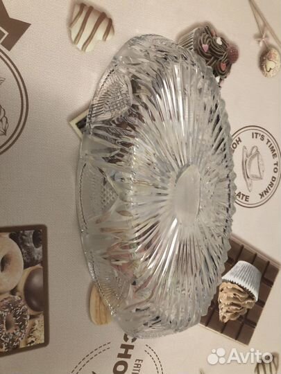 Большая хрустальная ваза