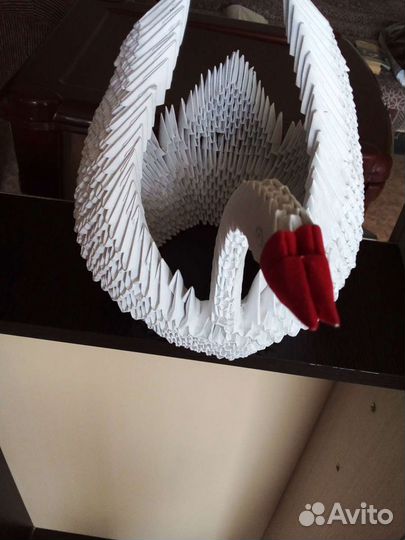 Интерьерный лебедь (оригами)