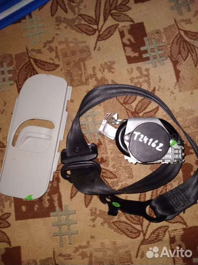 Ремень безопасности левый